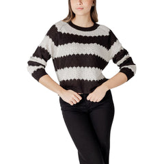 Jacqueline De Yong Black And White Marabou Sweatshirt