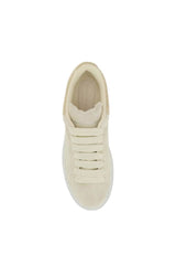 OVERSIZE SNEAKERS