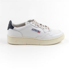 White-navy Sneaker