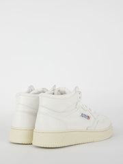 01 Mid white sneakers