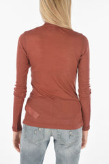 Ribbed Lightweight T-PAENOCK Turtleneck Sweater with Chain