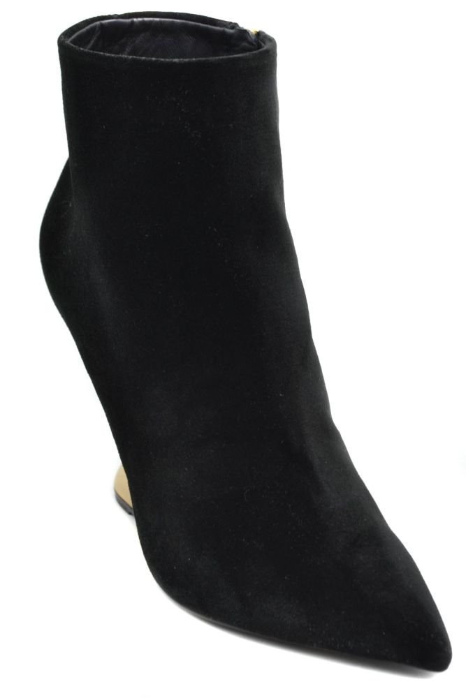 Salvatore Ferragamo Bootie Color: Black Material: chamois : 100%