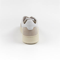 White-beige Sneaker