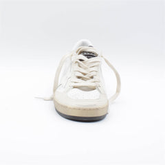 White-beige Sneaker