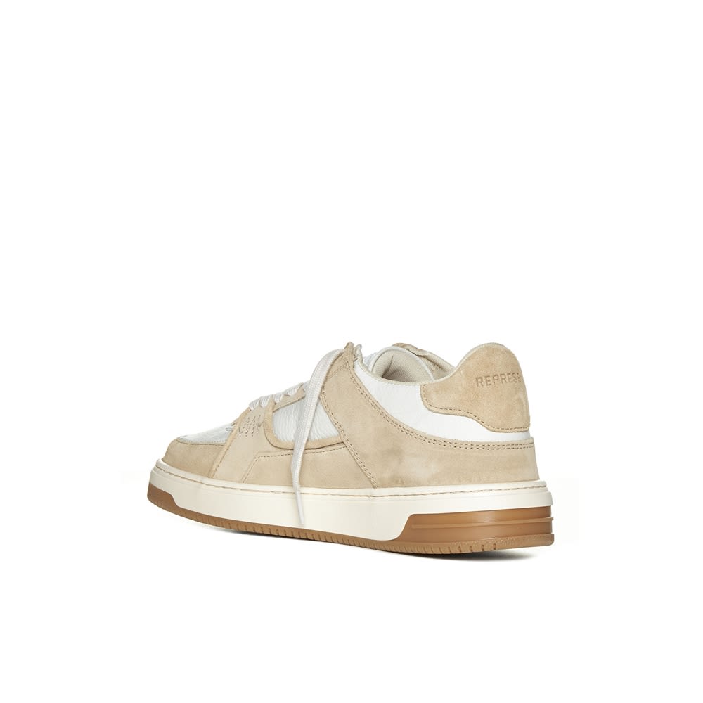 Beige white Sneaker