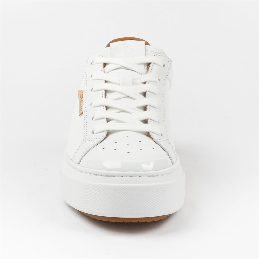 White-beige Sneaker